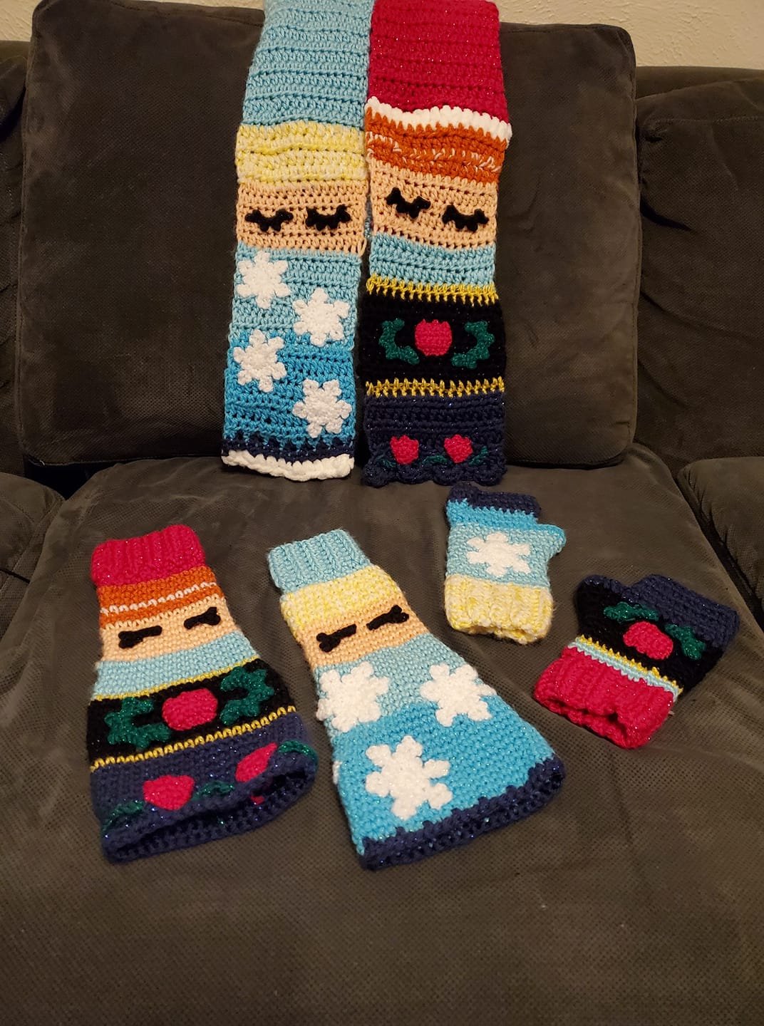 Crochet Frozen Winter Set